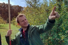 Apple picking picture 2